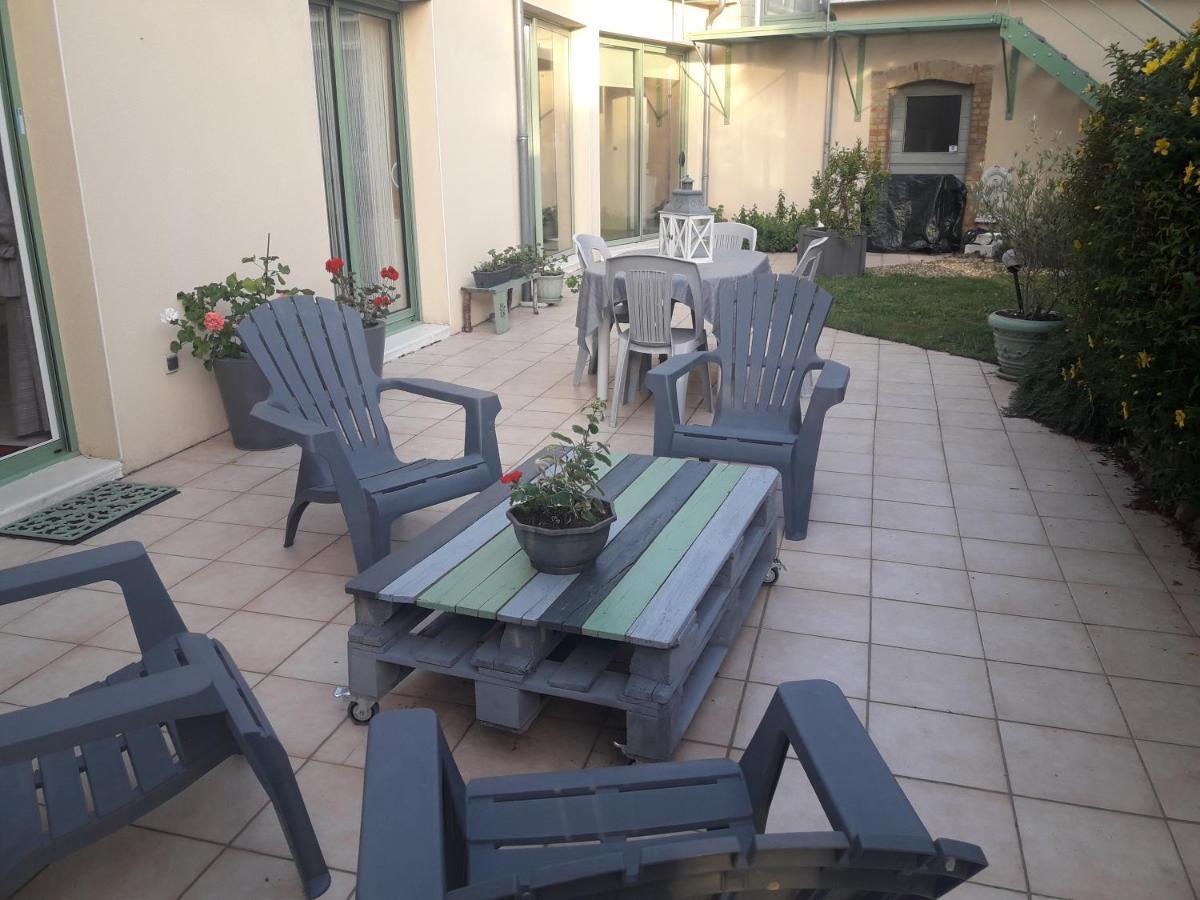 Coulaines Chambre D'Hote Avec Piscine Couverte מראה חיצוני תמונה